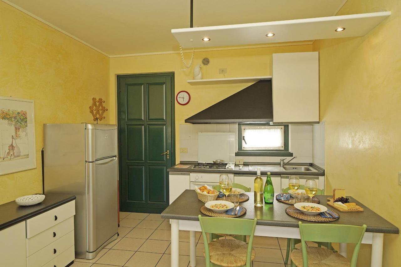 Il Porticciolo P1-12 By Wonderful Italy Apartment Sirmione Exterior photo
