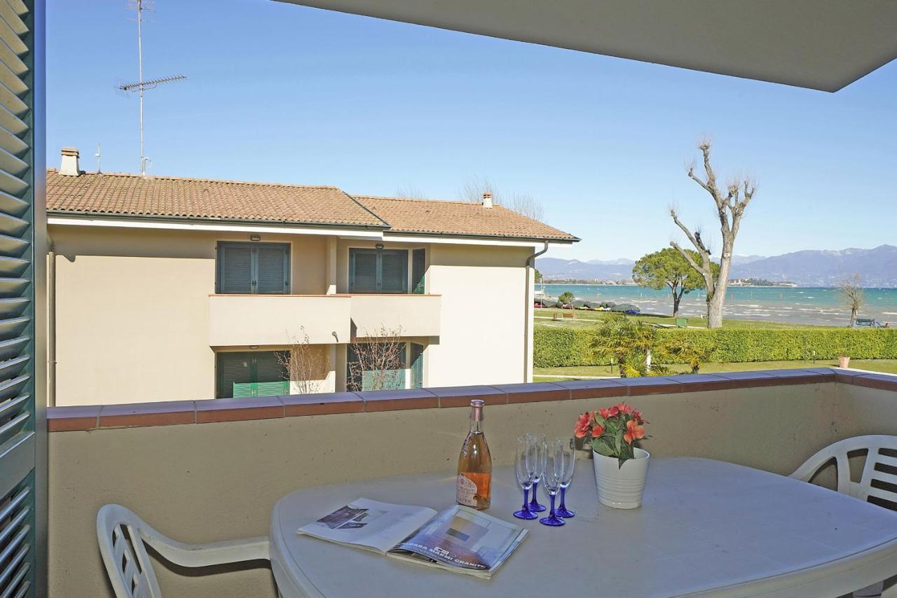Il Porticciolo P1-12 By Wonderful Italy Apartment Sirmione Exterior photo