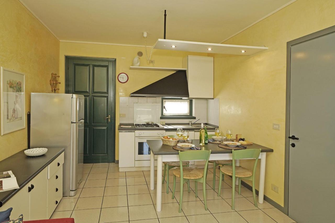 Il Porticciolo P1-12 By Wonderful Italy Apartment Sirmione Exterior photo
