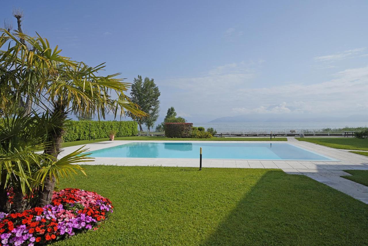 Il Porticciolo P1-12 By Wonderful Italy Apartment Sirmione Exterior photo